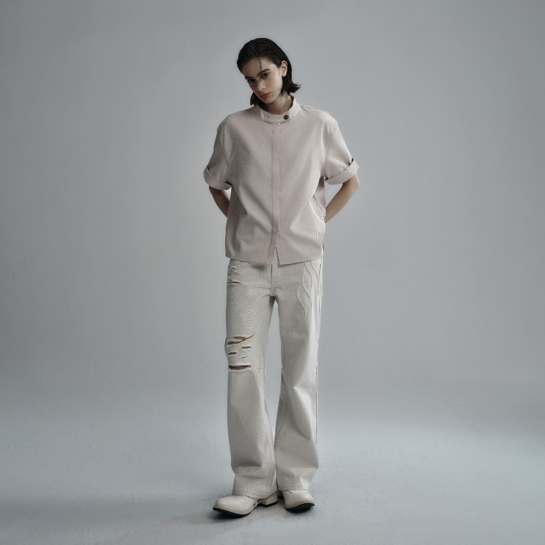 Hype yourself“初禅系列”枝条浮雕压印棕色底纱微喇白牛仔裤