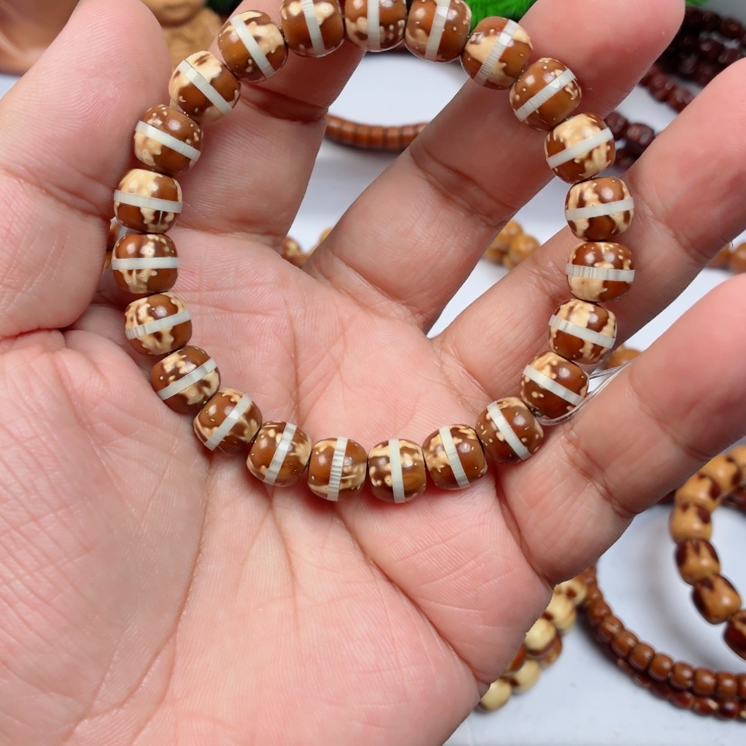 紫金鼠手串一线天老型