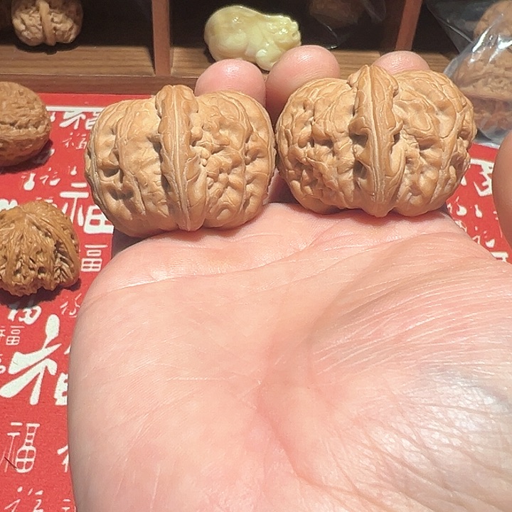 文玩核桃吊坠圆*丶平谷元宝