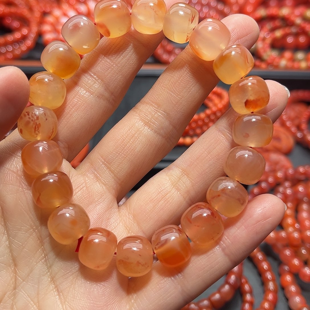 南红玛瑙手链未镶嵌