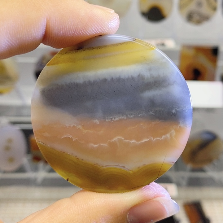 玛瑙/玉髓颈饰未镶嵌