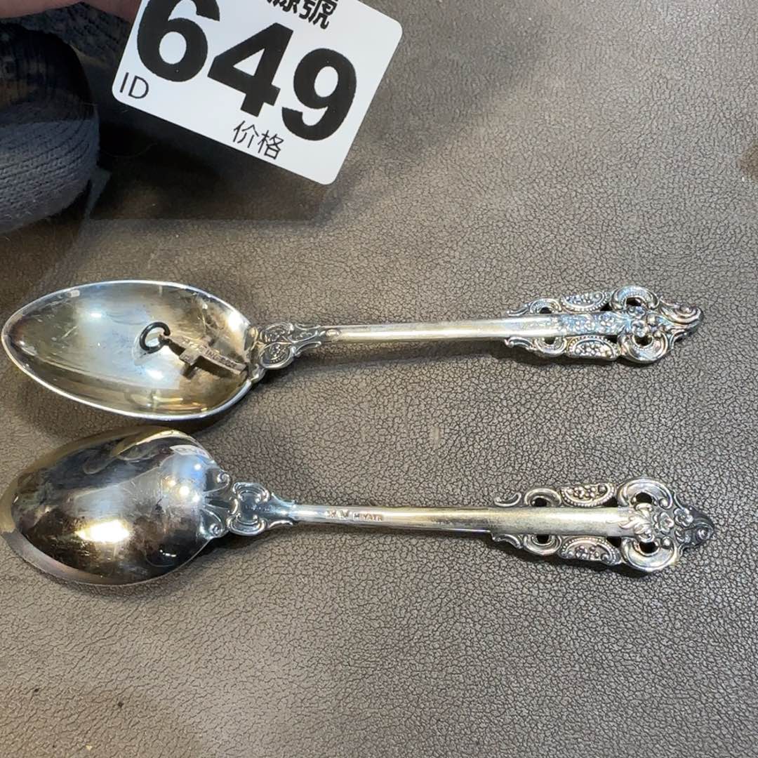 白***天金属中古美术装饰工艺品