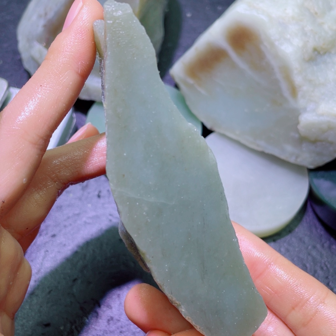 和田玉未镶嵌珠宝半成品