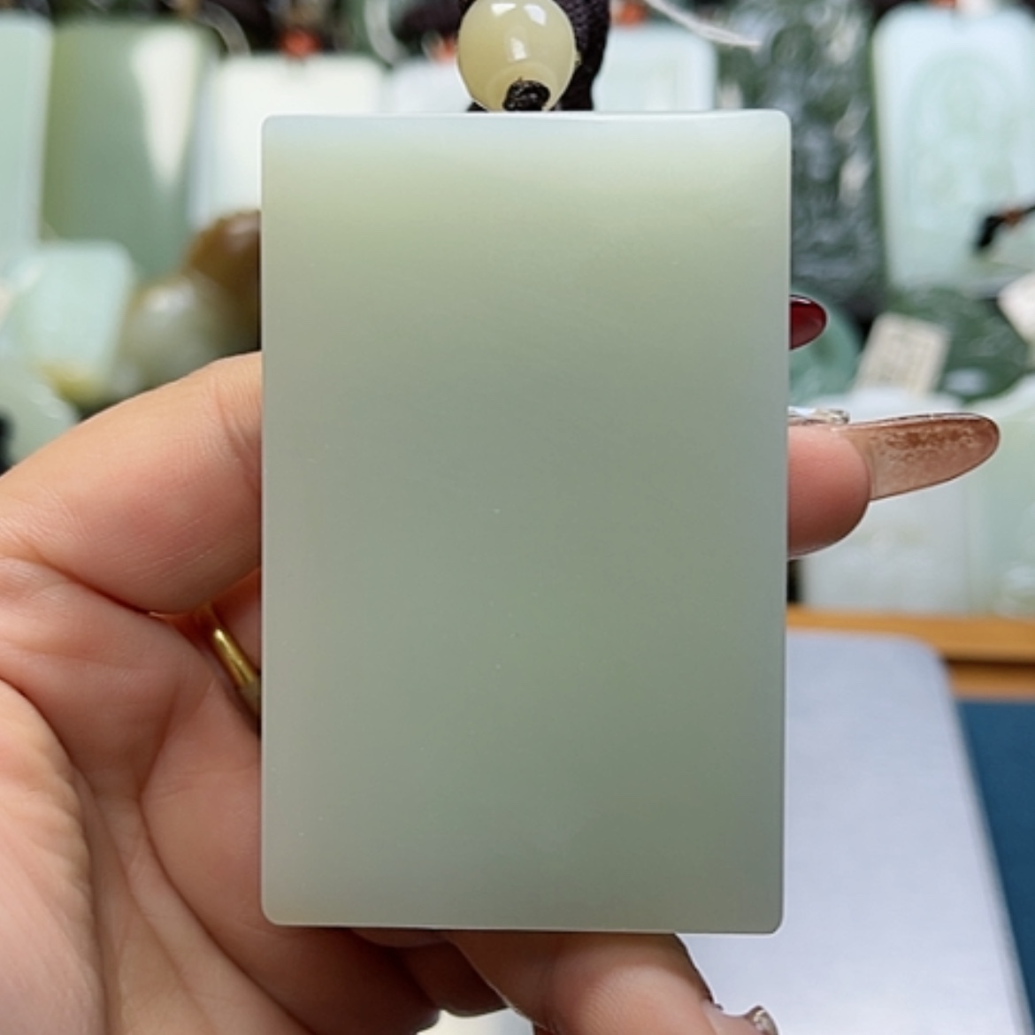 【闪购商品】和田玉颈饰未镶嵌海***?