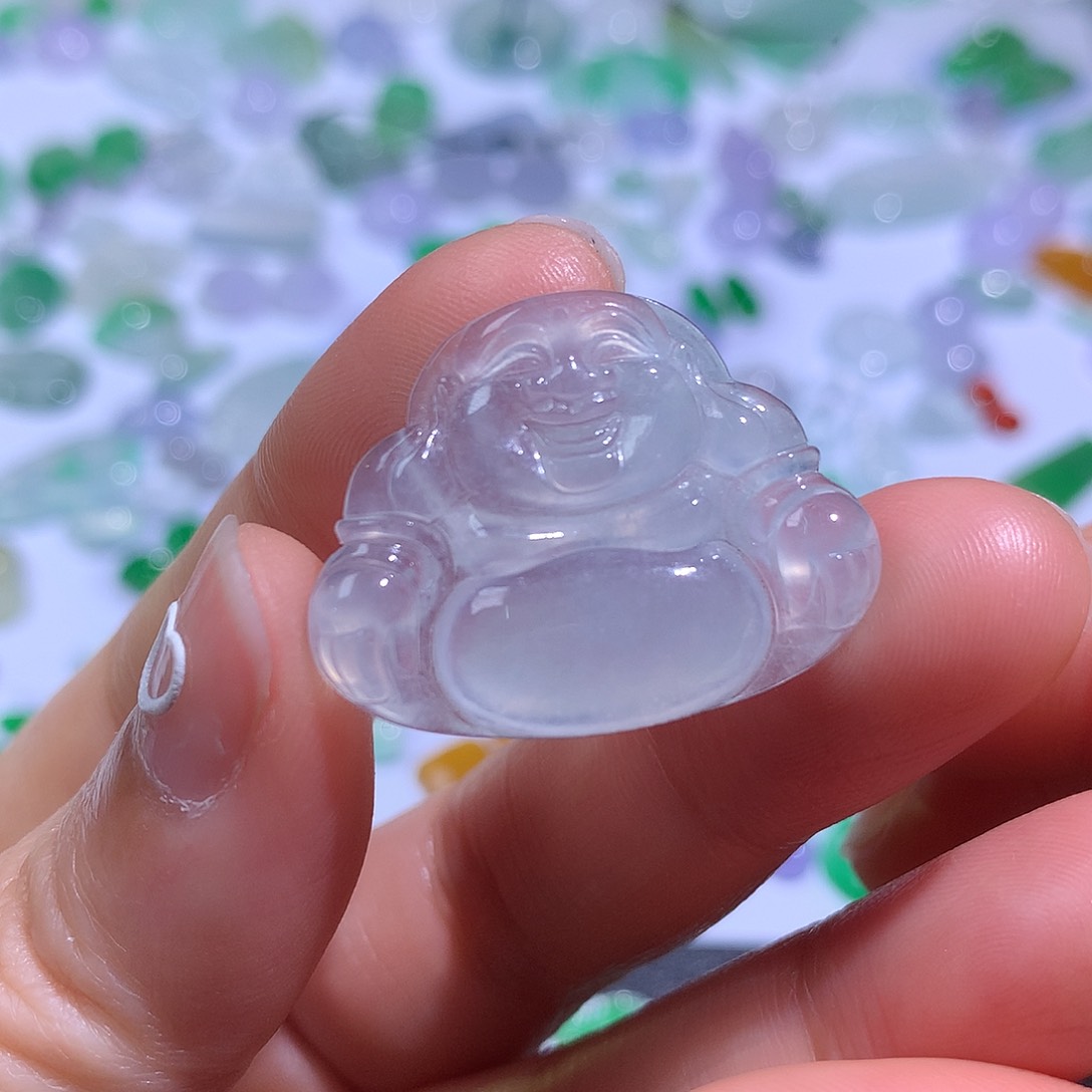 翡翠颈饰未镶嵌佛