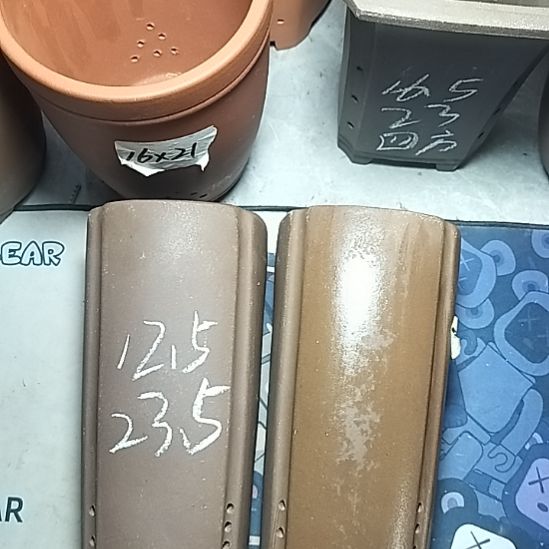 紫泥四方签筒两个花盆