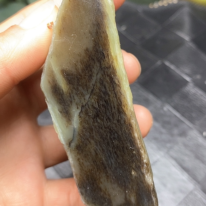 和田玉未镶嵌毛料