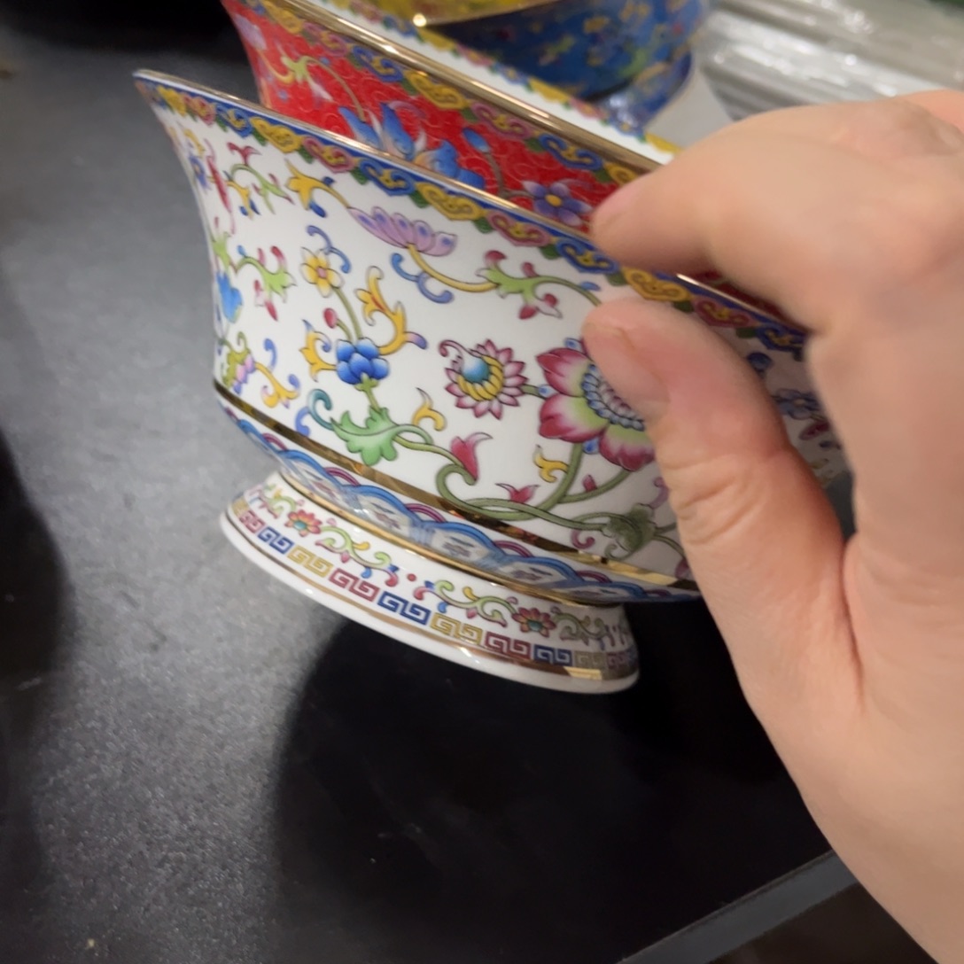 瓷片瑕疵小断金珐琅彩金标马蹄面碗6.2寸2个6666