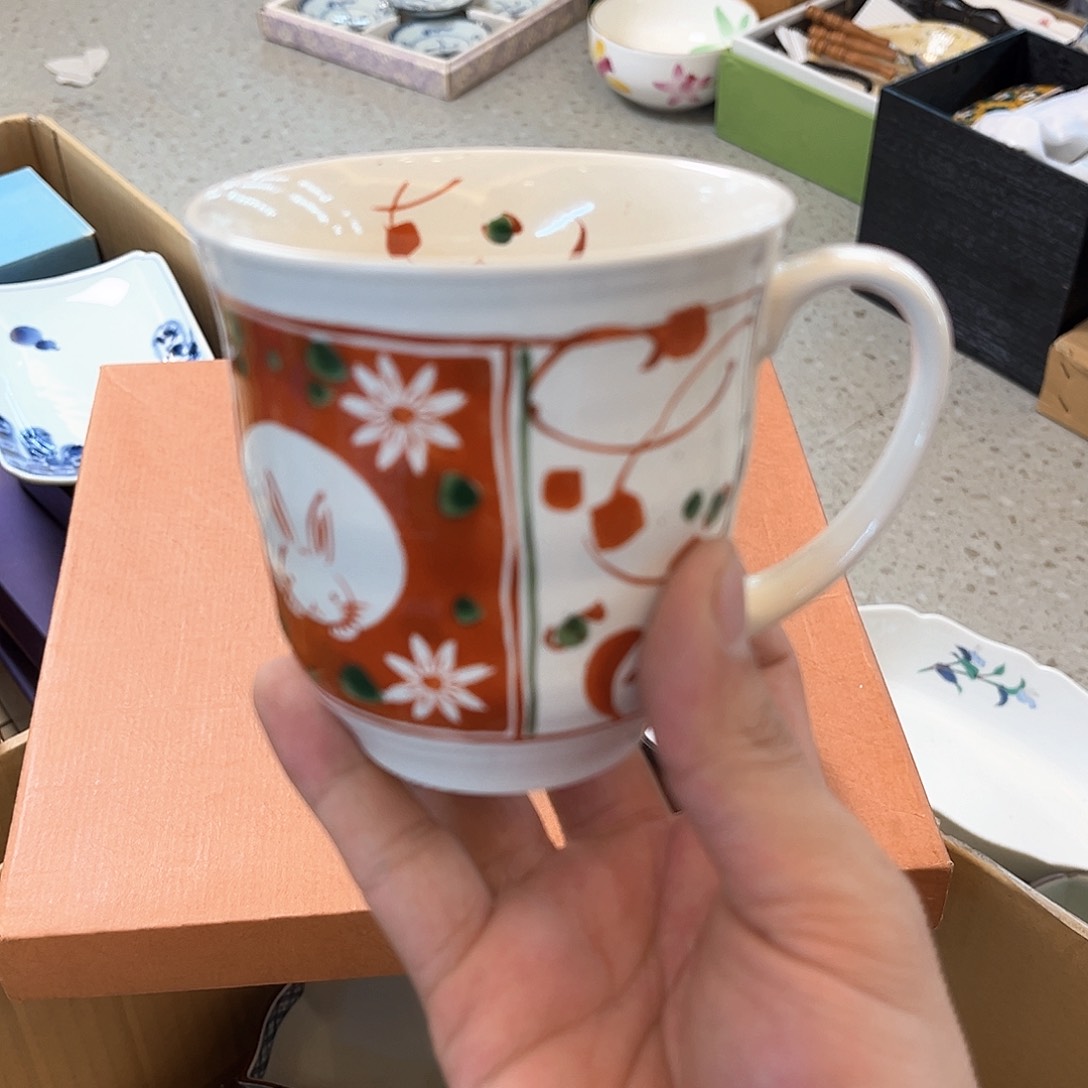 盖碗我在等他来呢在那吃呀