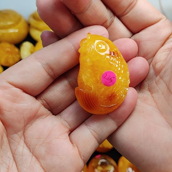 蜜蜡吊坠(赠链)未镶嵌