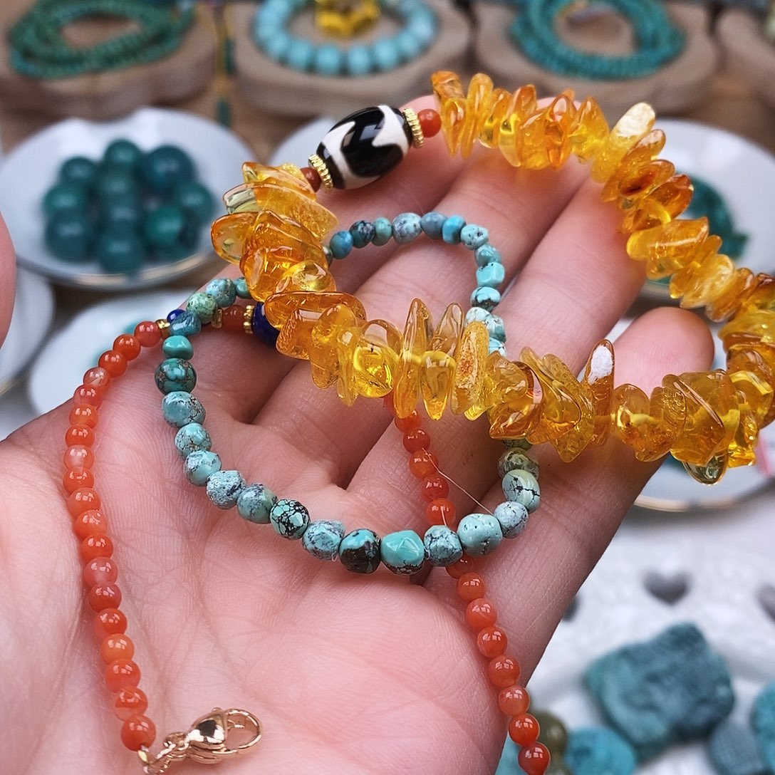 南红玛瑙未镶嵌珠宝奇石