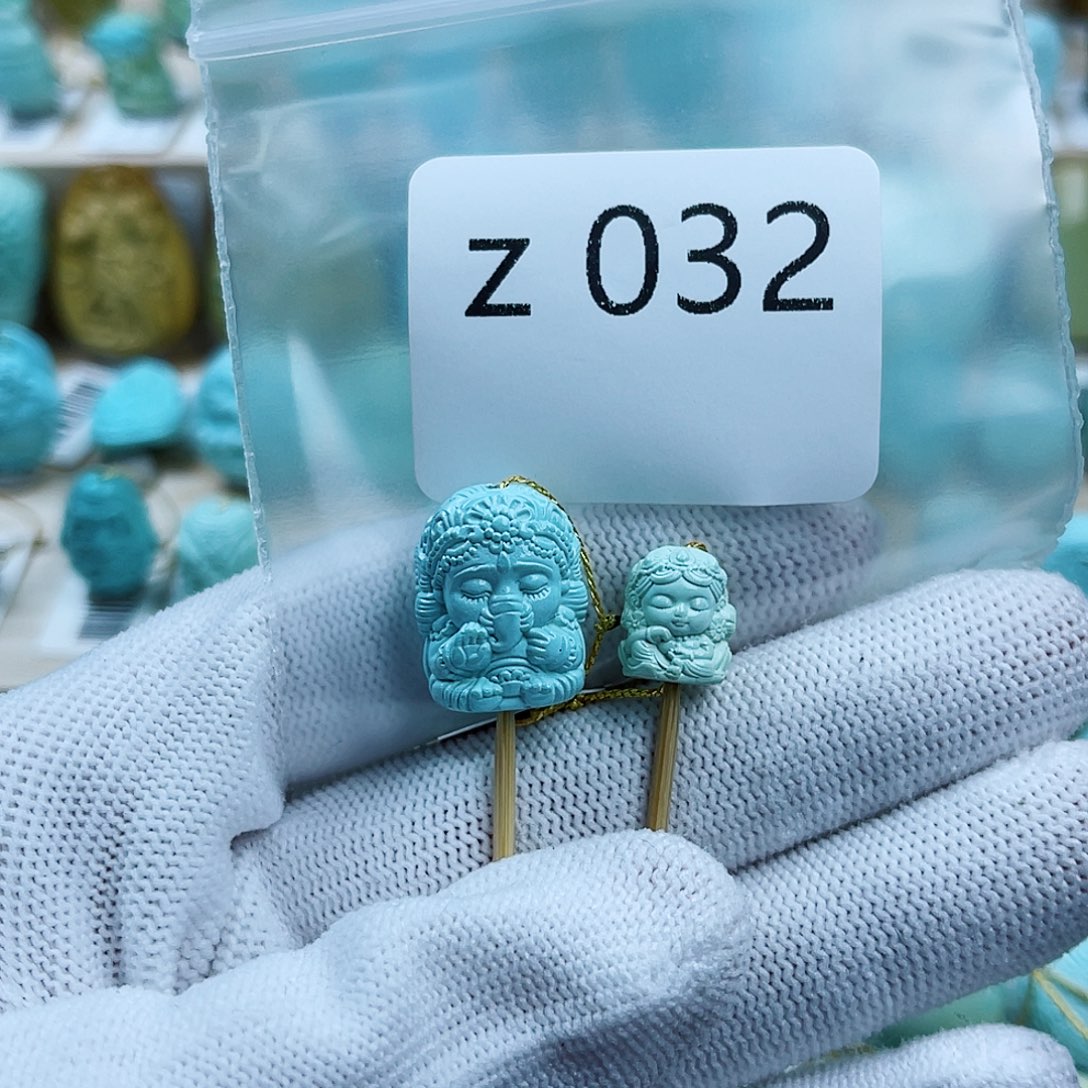 一***腿绿松石未镶嵌珠宝奇石