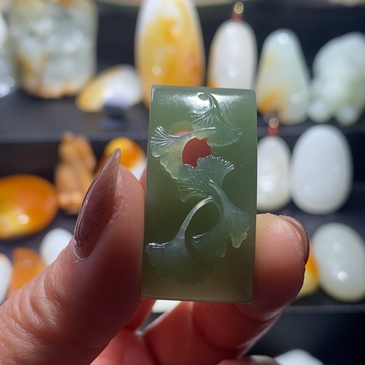 和田玉（糖玉）未镶嵌颈饰