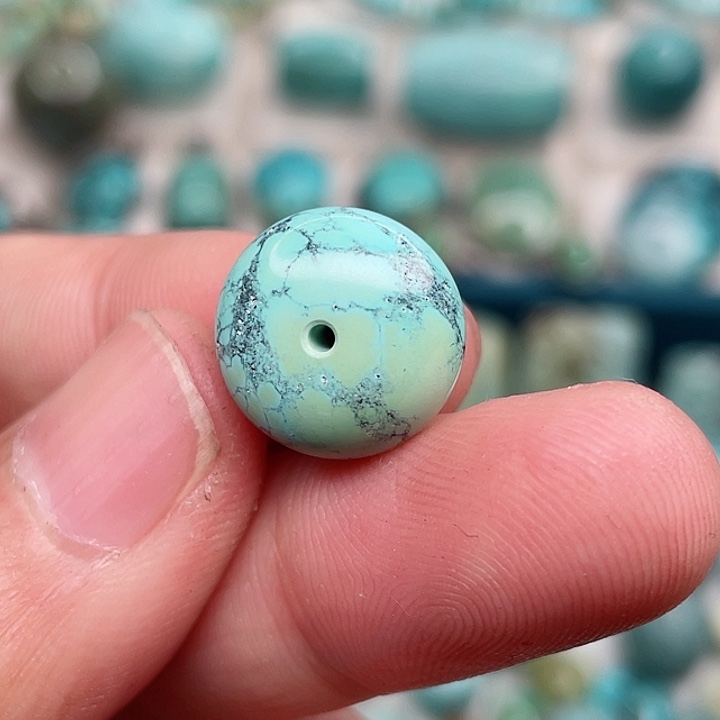 绿松石珠宝奇石未镶嵌国****地