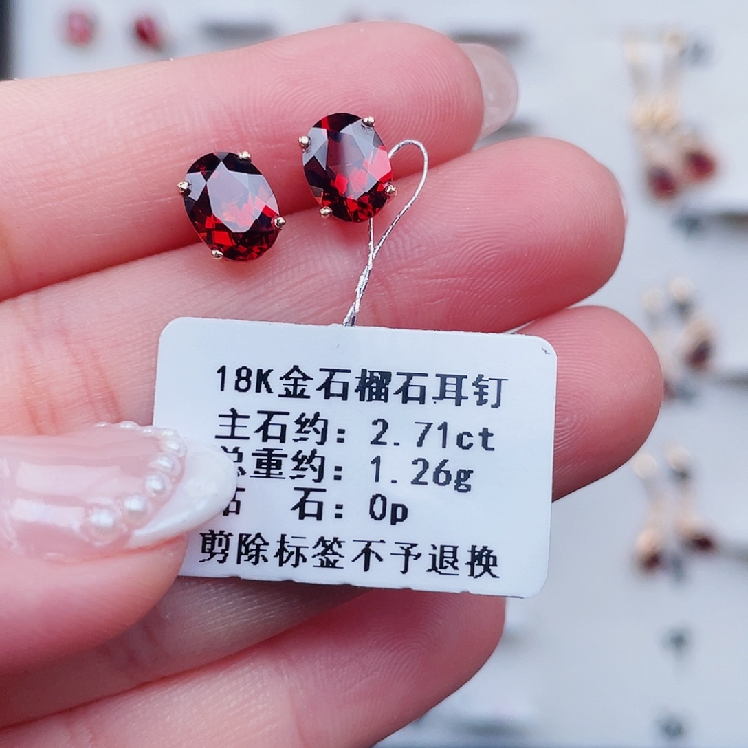 石榴石耳饰18K金镶嵌