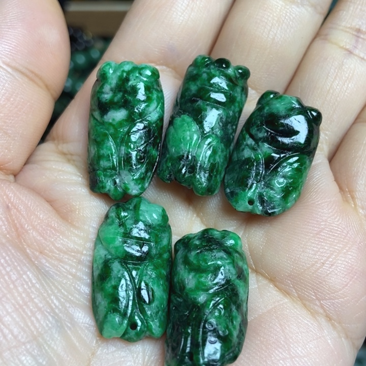 翡翠散珠金蝉一个的价格