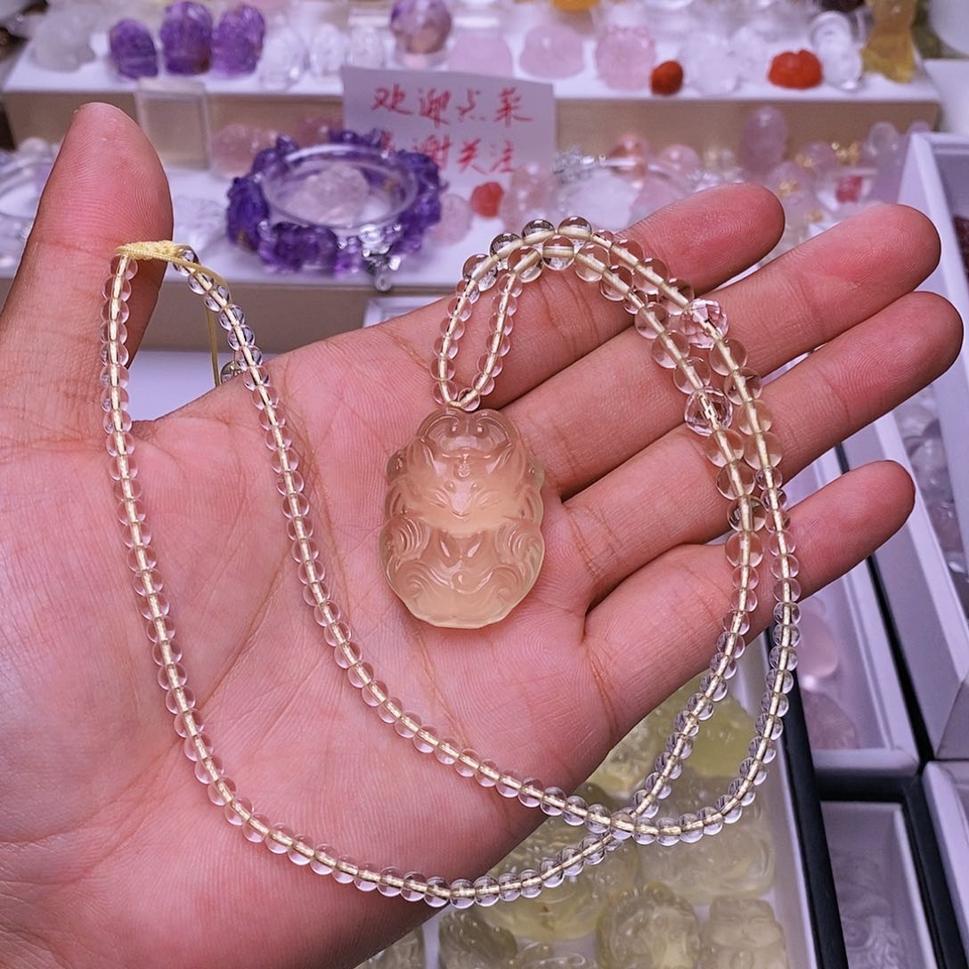 水晶颈饰未镶嵌黄水可爱狐吊坠  送链子