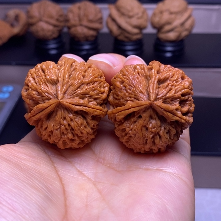 把件文玩核桃盘龙玉凤三楞49