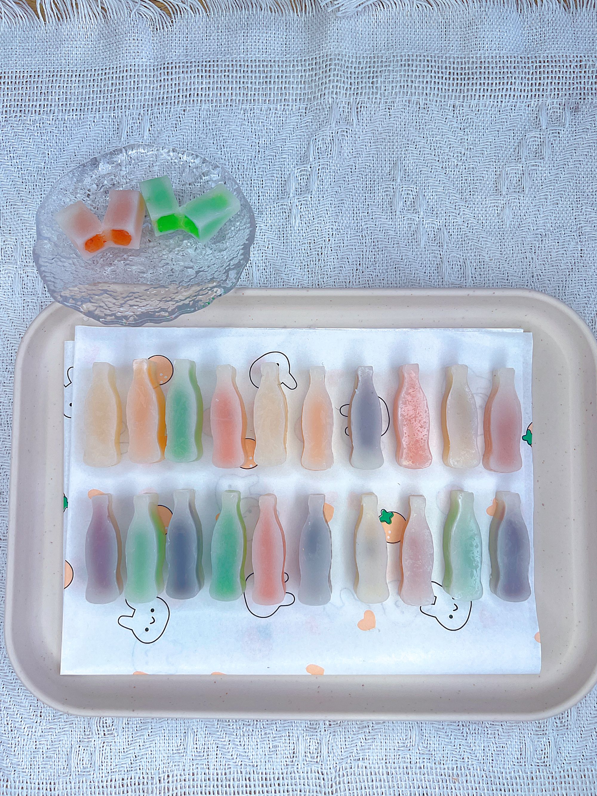 纯手工diy可乐瓶水果味声控解压小孩子零食摆摊神器