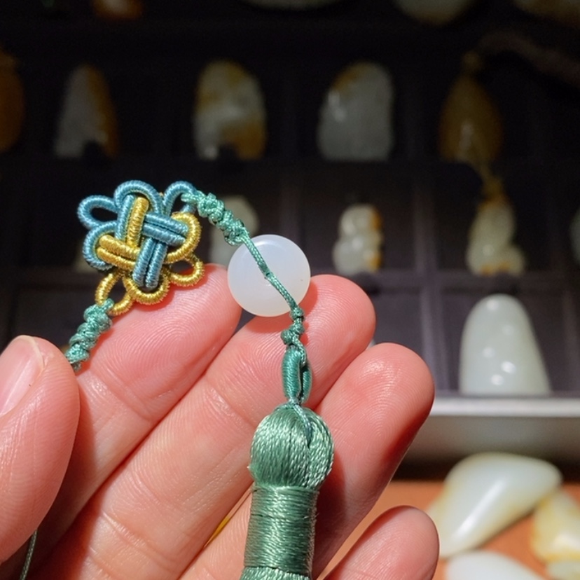 【闪购商品】吊坠(不含链)未镶嵌和田玉