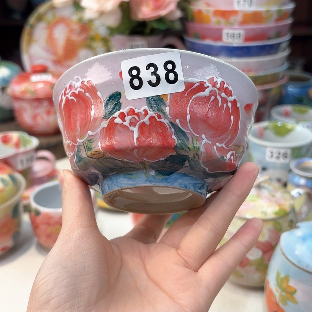 瓷片兔兔好可爱啊