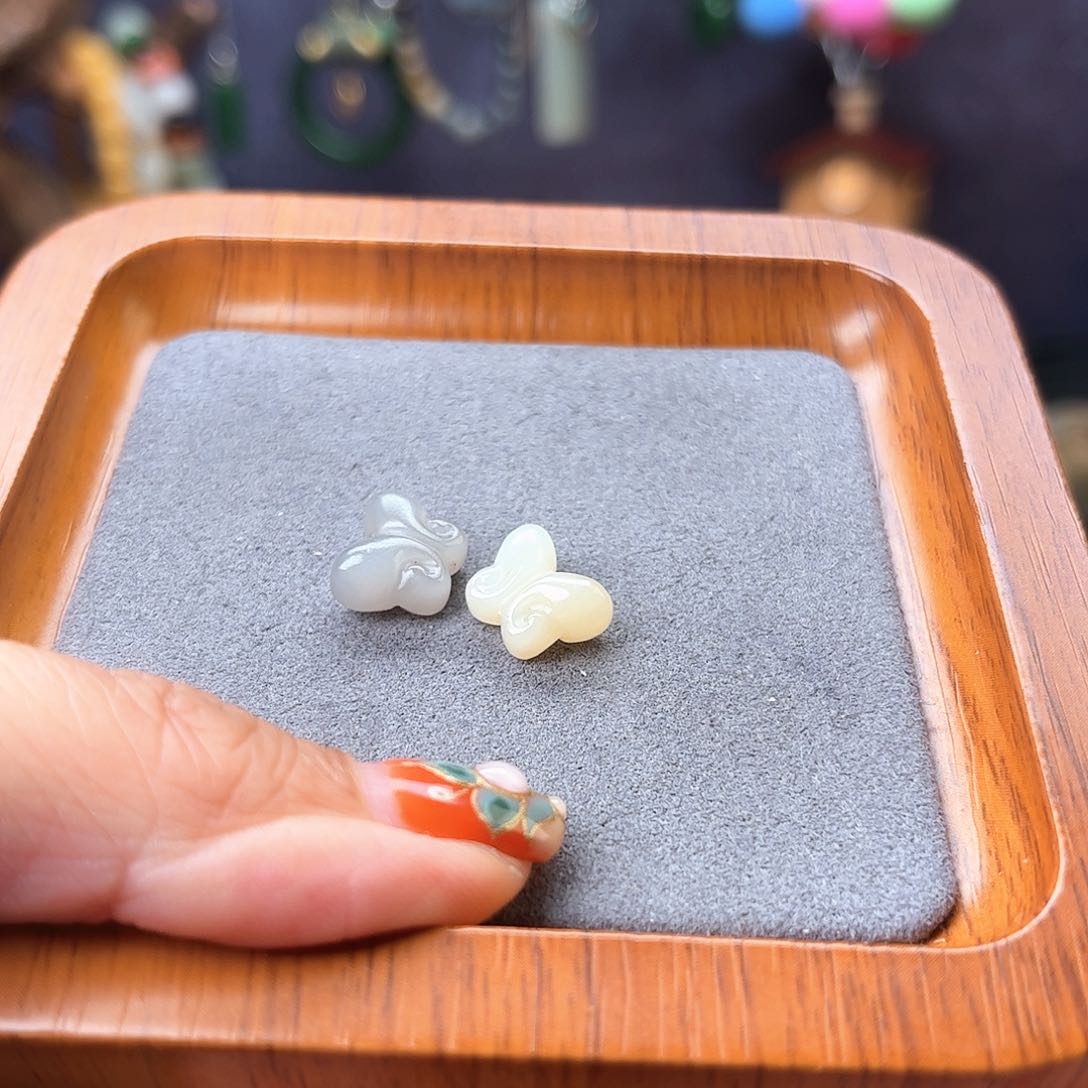 颈饰未镶嵌和田玉筱****9