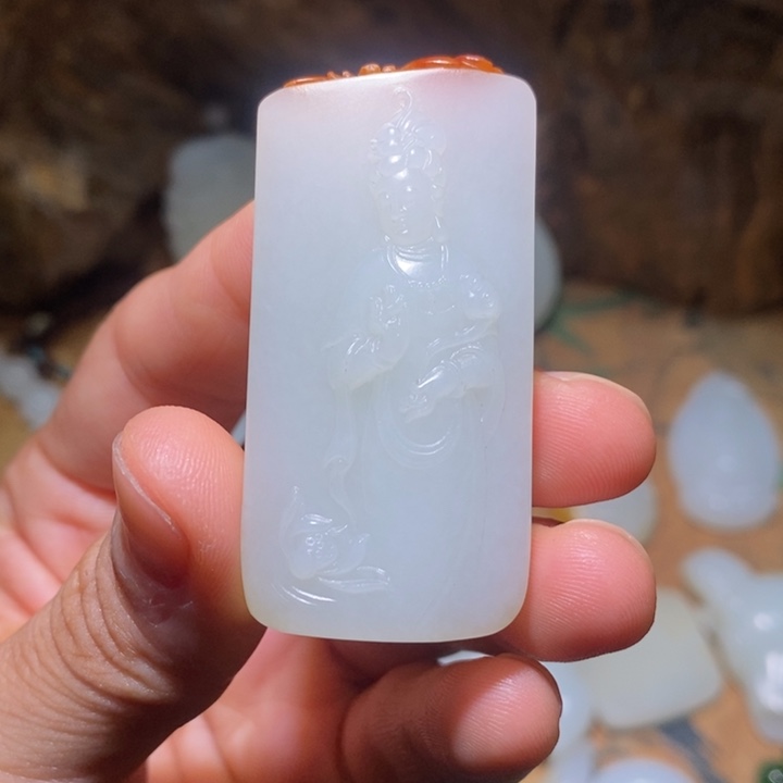 和田玉（糖玉）未镶嵌颈饰