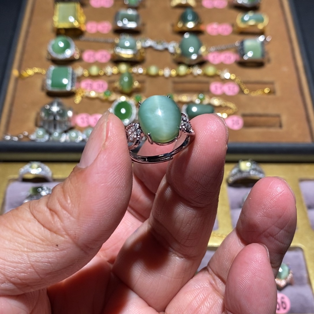 和田玉（碧玉）戒指未镶嵌