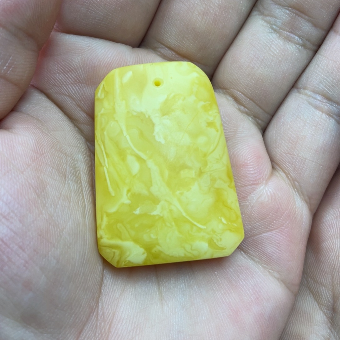 蜜蜡未镶嵌吊坠(不含链)