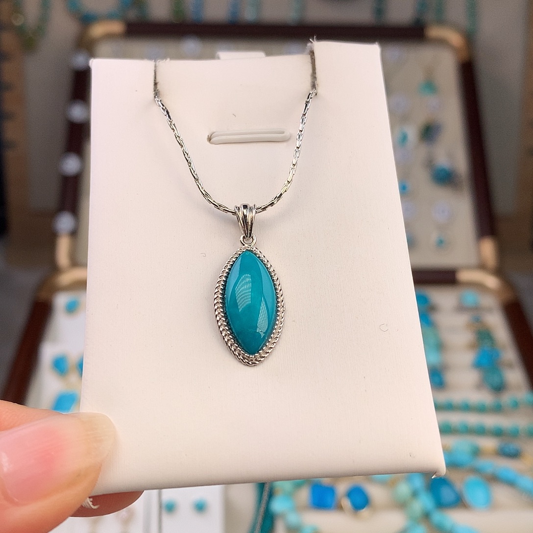 绿松石未镶嵌项链