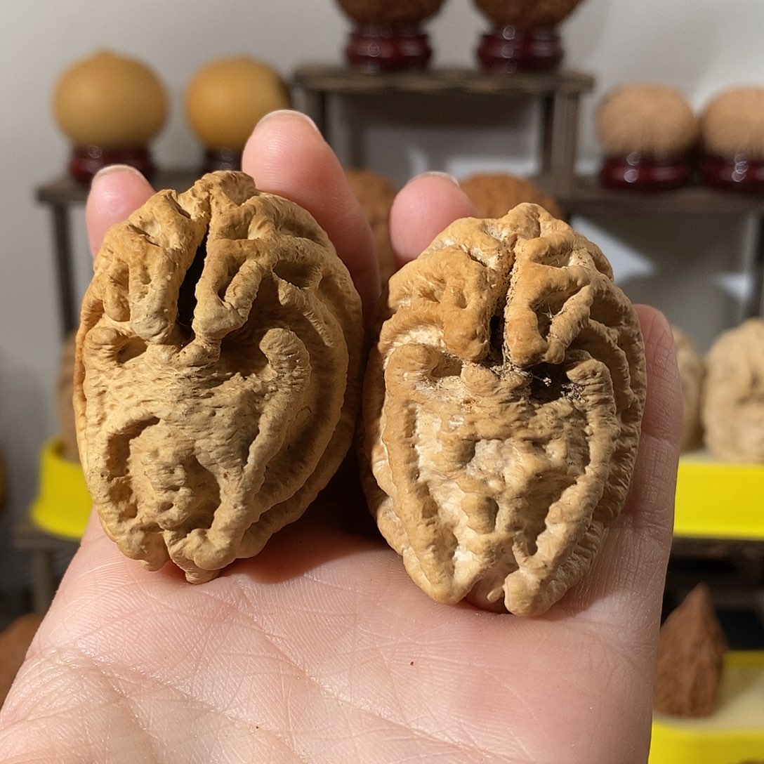 吊坠文玩核桃小***学鬼脸39