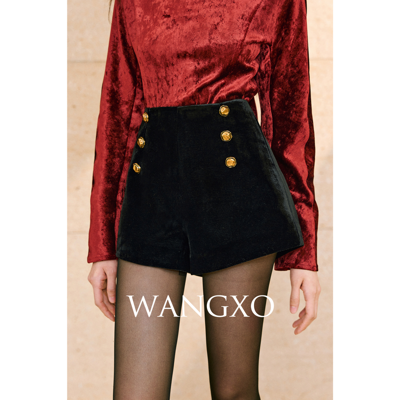 WANGXO A字立体加厚西装短裤  2501335W