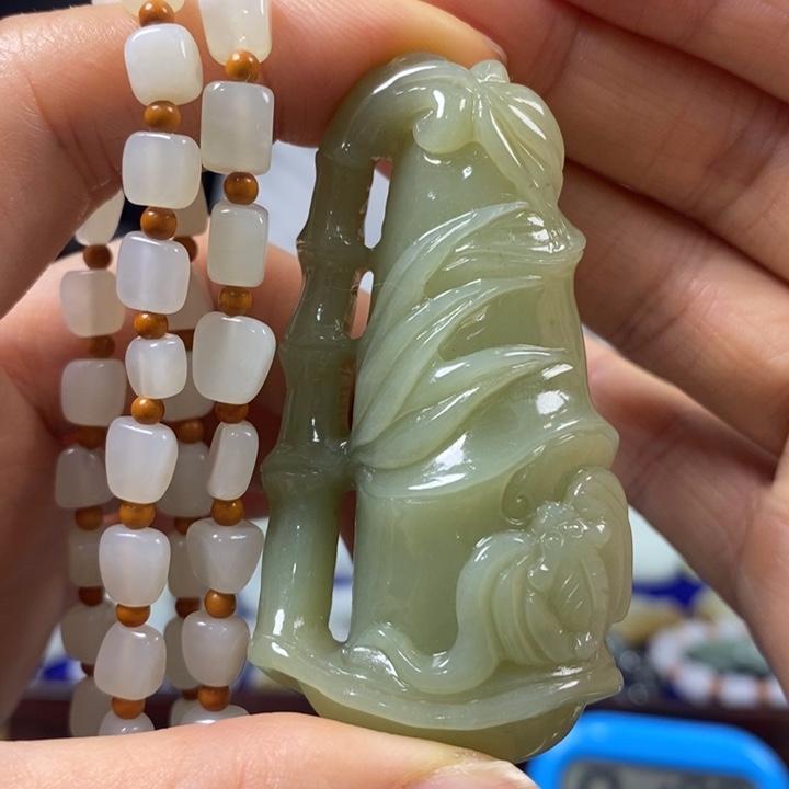 和田玉挂件未镶嵌明**理