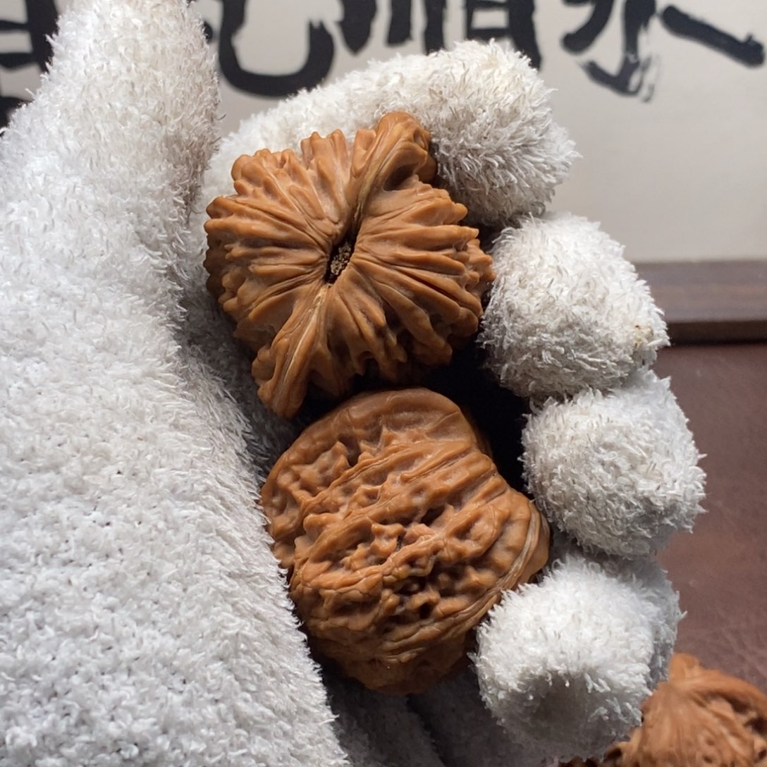 文玩核桃吊坠全品楼王42➕