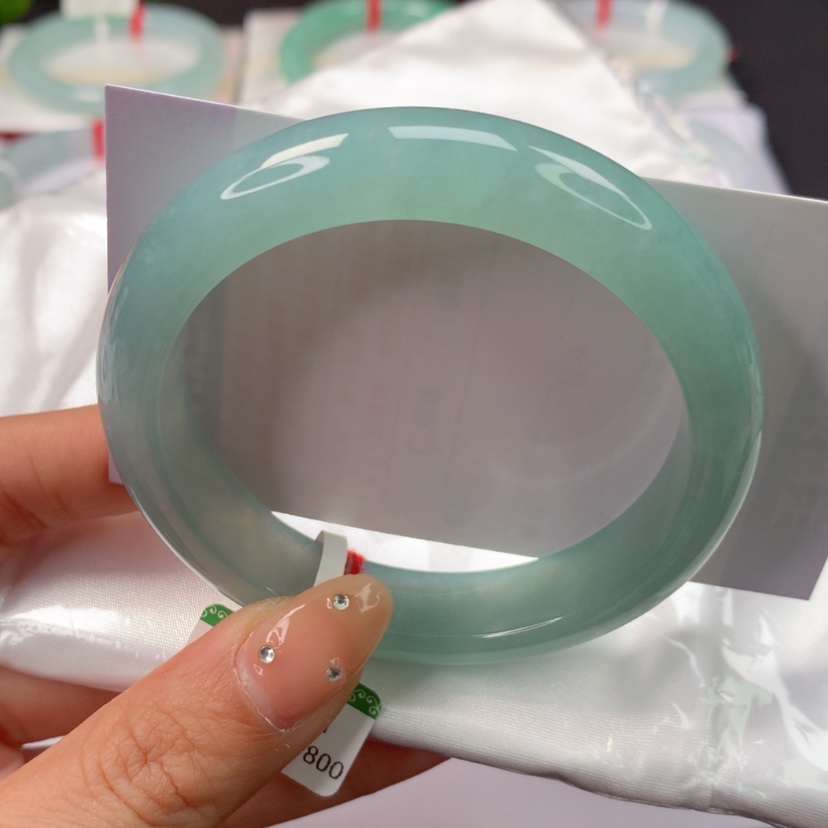 【闪购商品】翡翠手镯未镶嵌天然翡翠