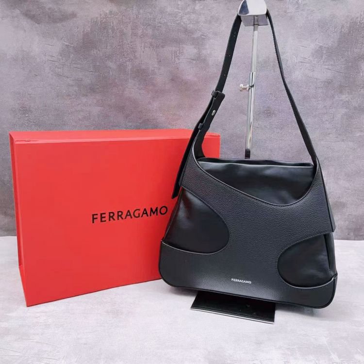 95新/菲拉格慕/C18979253425/[PY0102B0002]