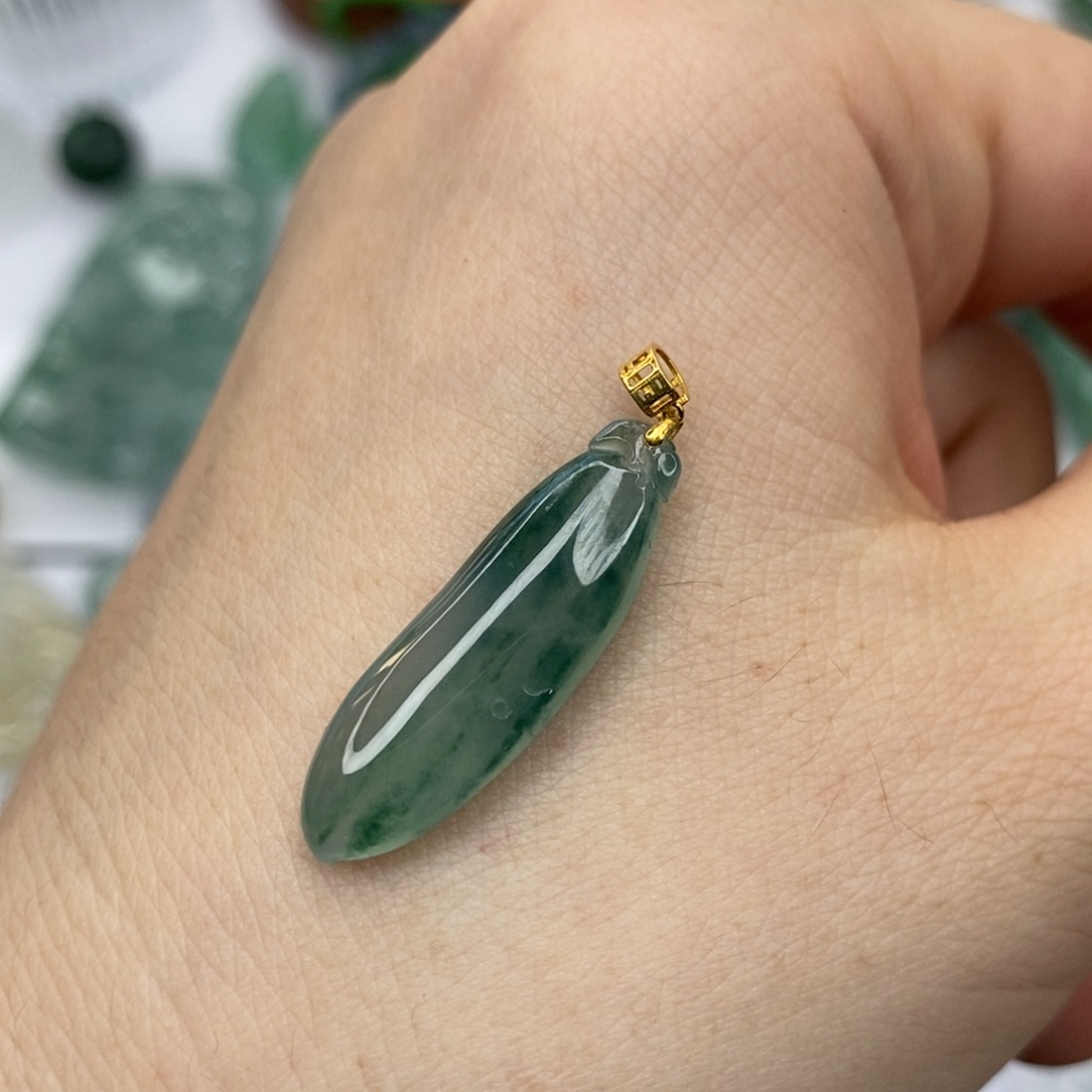 离****翡翠未镶嵌颈饰瓜