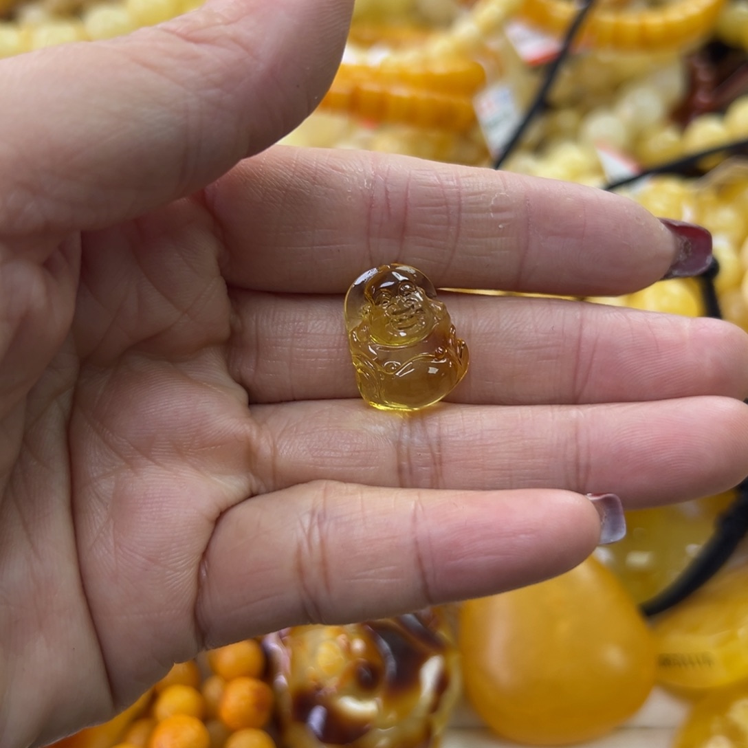 琥珀珠宝奇石未镶嵌