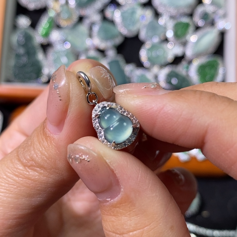 【闪购商品】翡翠颈饰银S925镶嵌天然