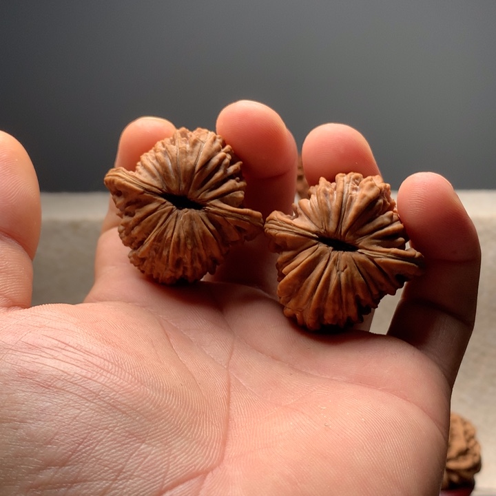 文玩核桃吊坠四座楼文玩核桃