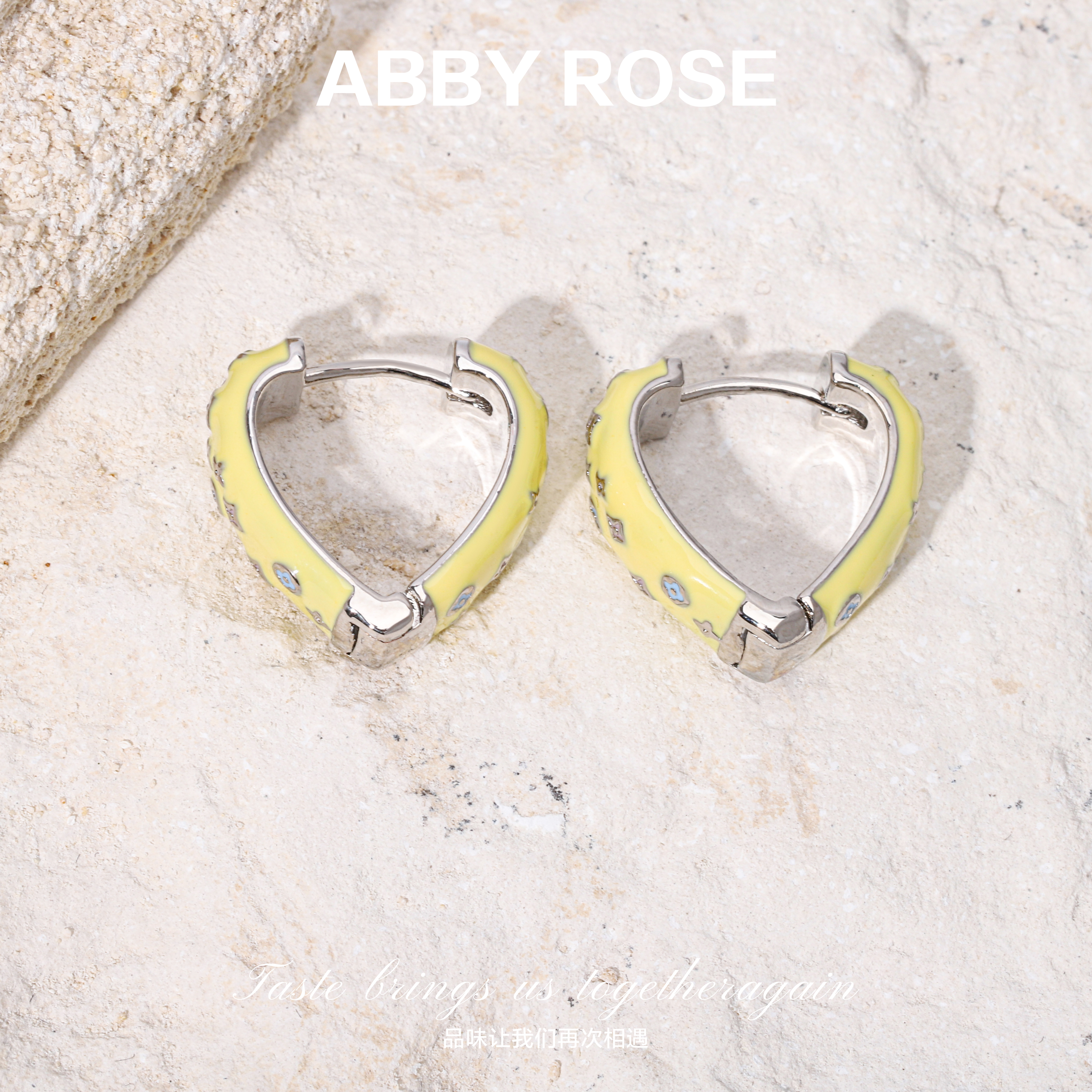 铜合金耳饰 ABBY ROSE轻奢小众设计感黄色三角形耳环158A4