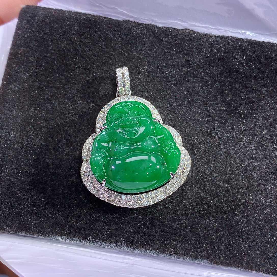 翡翠18K金镶嵌吊坠(赠链)