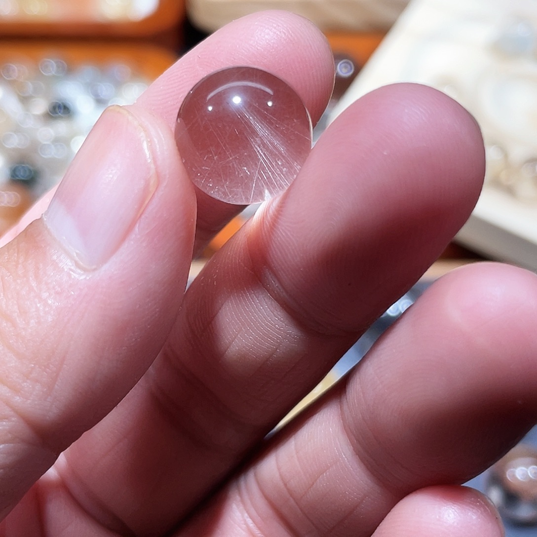 D***v未镶嵌珠宝半成品水晶天然水晶单珠打孔不退不换