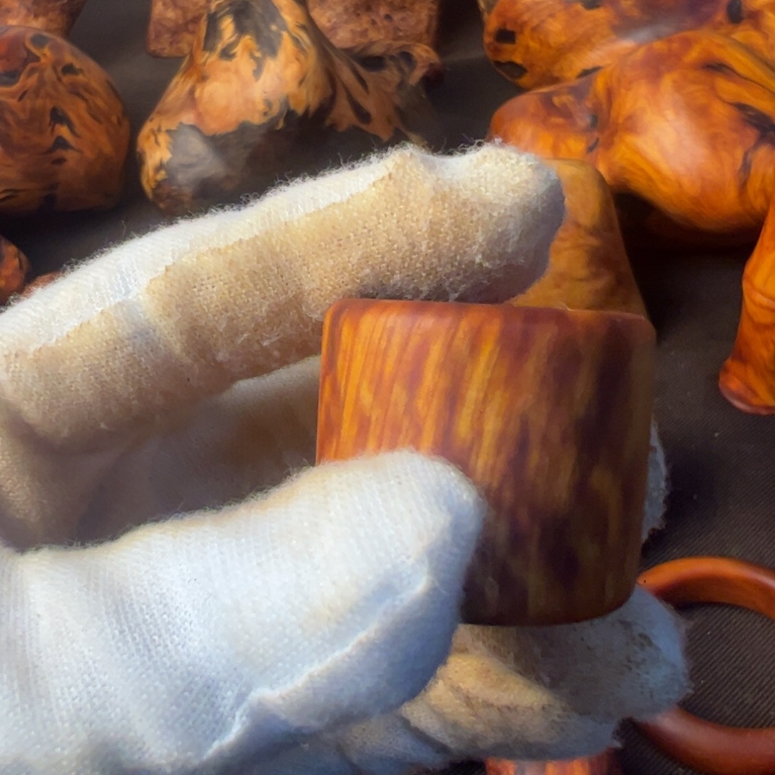 用***5琥珀木长白山琥珀木