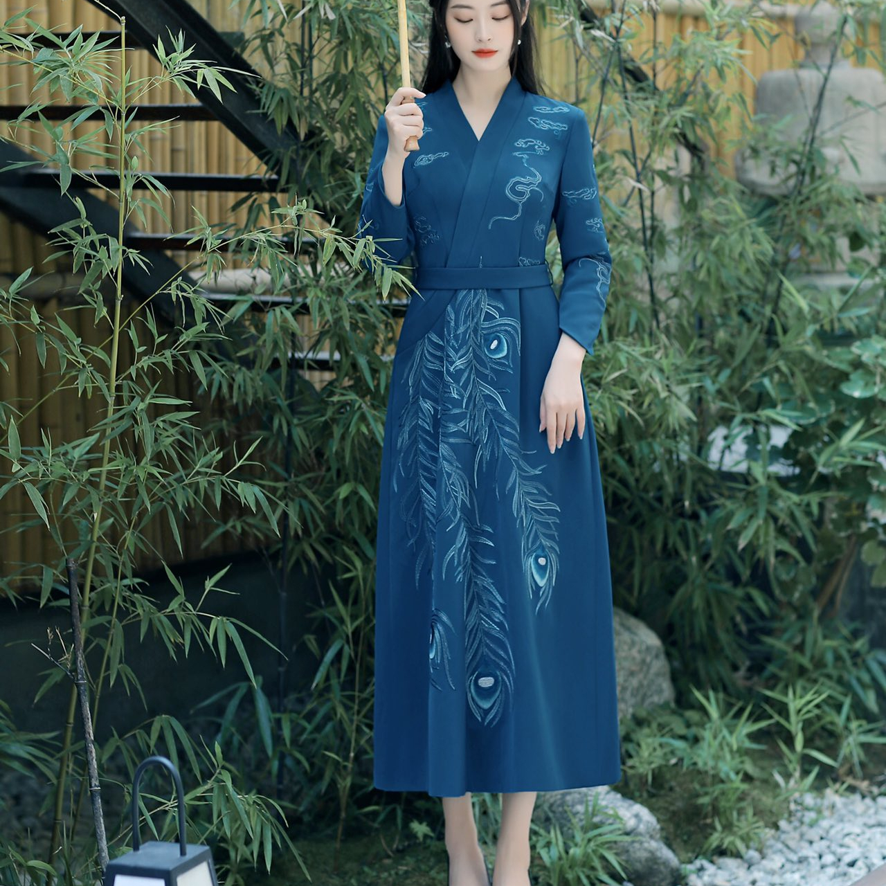 新中式国风V领修身显瘦气质改良奥黛旗袍连衣裙长款22118Y