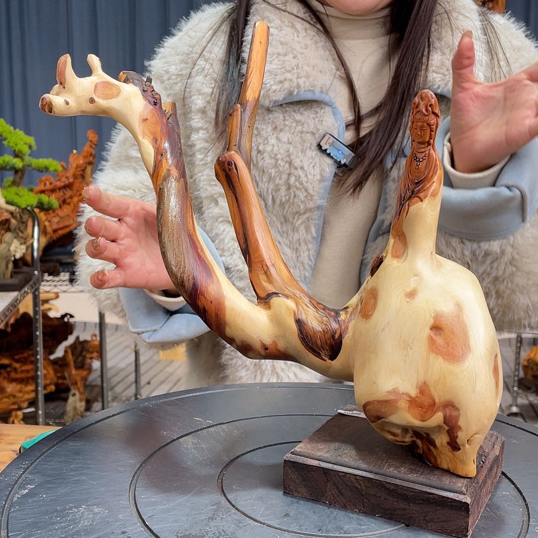柏木（崖柏）随型艺术根雕
