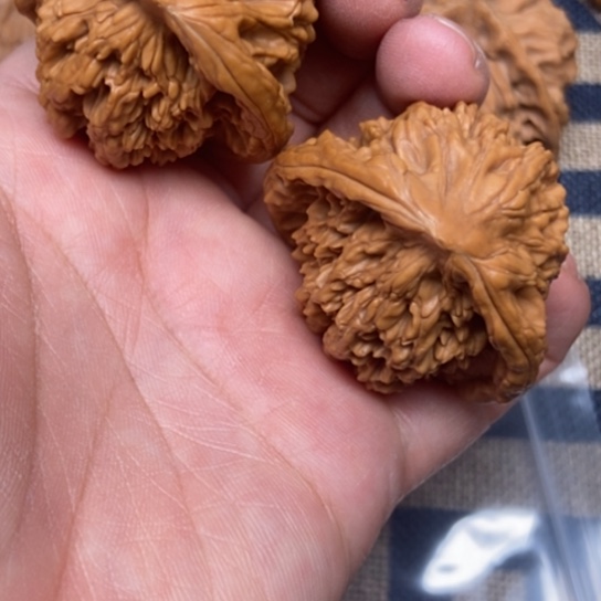 吊坠文玩核桃虎头蛇