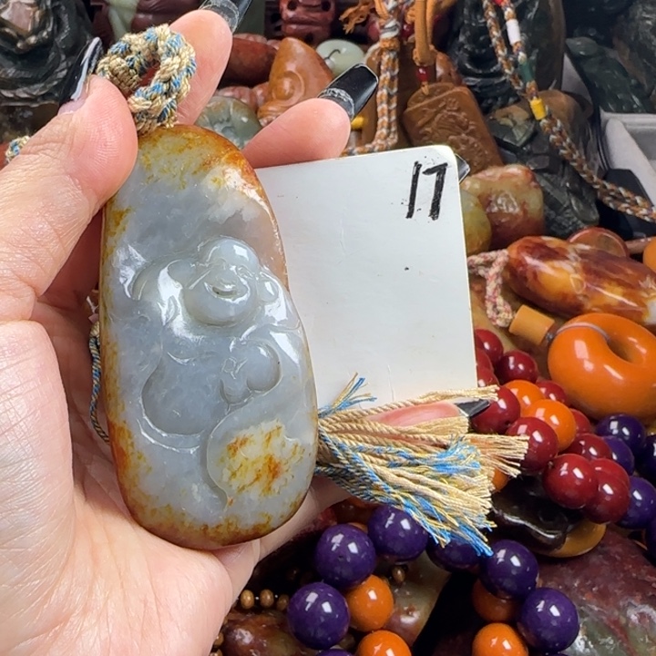 透闪石质玉未镶嵌珠宝奇石