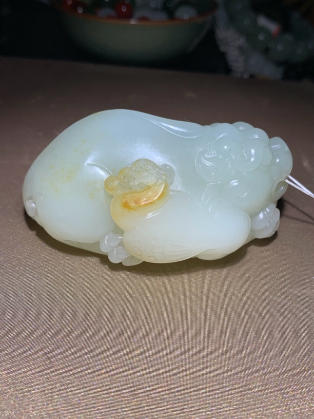 新疆和田玉洒皮貔貅大把件123g底价回流变现