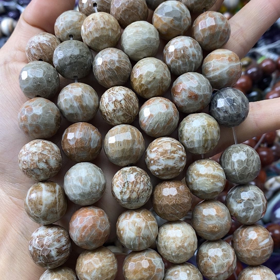 玛瑙/玉髓未镶嵌珠宝半成品菊花石一条